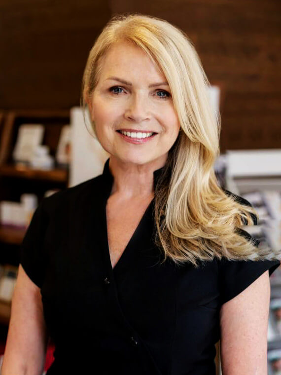 Siona Team Member Image 02